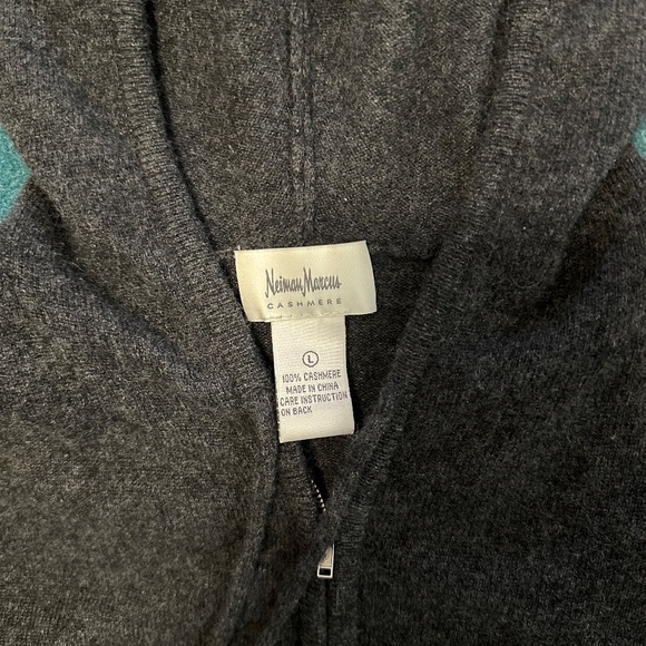 Neiman Marcus Cashmere zip up Hoodie, - Picture 10 of 10